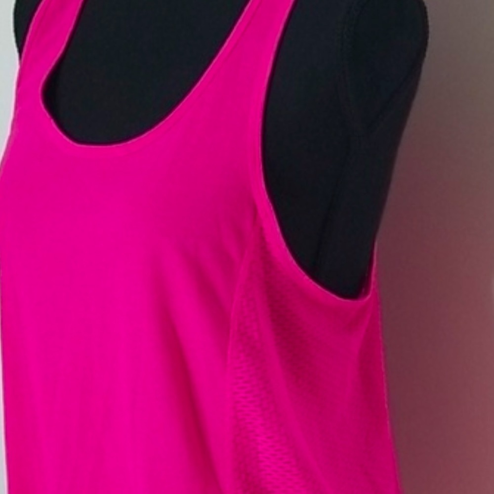 Cute Zone Pro Athletic / Workout Top - Picture 3 of 5